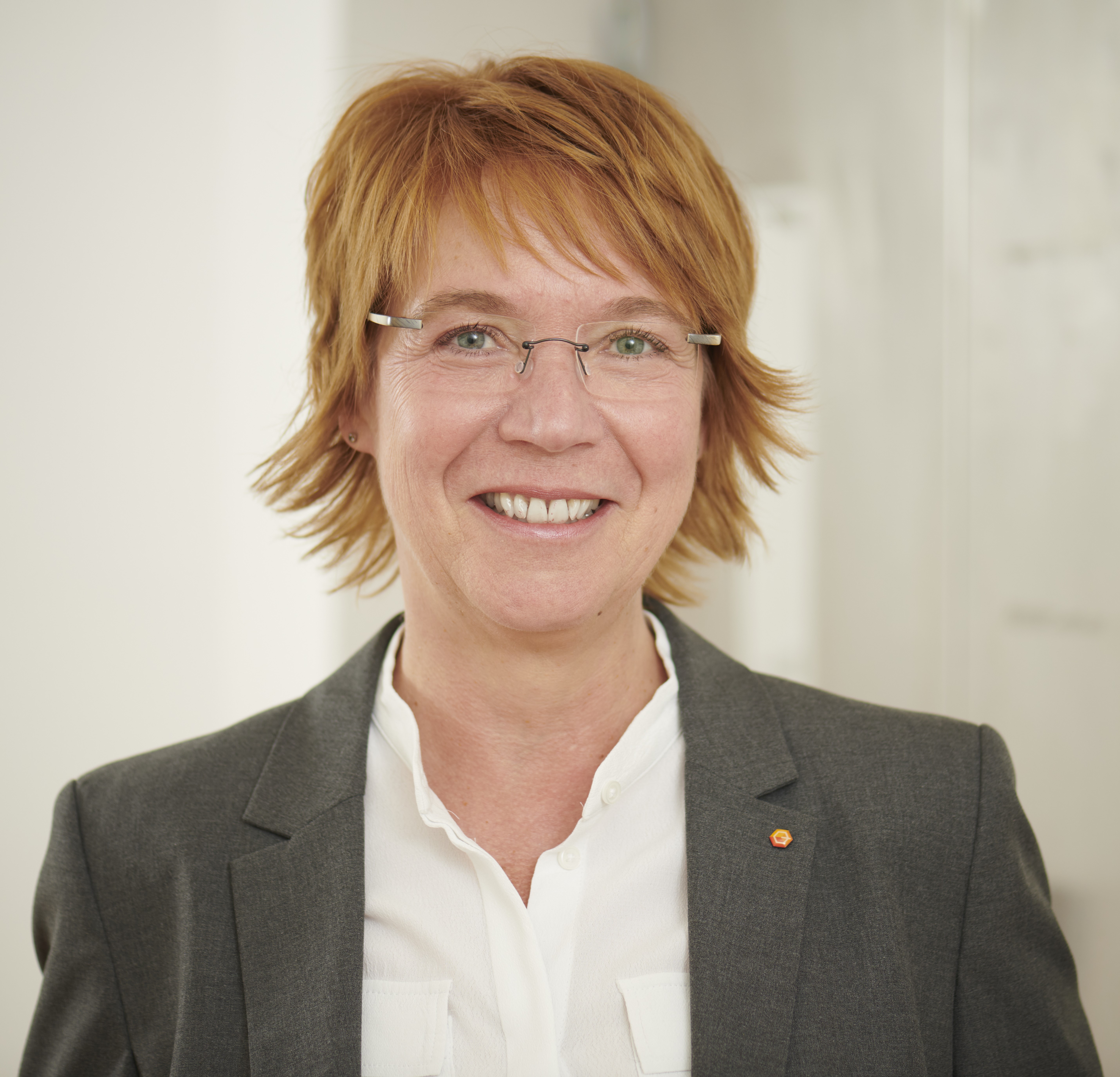 Dagmar Henkel_schmal